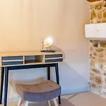 Tatil Evi Mantineia Stone Villa-an Ethereal Getaway