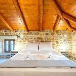 Mantineia Stone Villa-an Ethereal Getaway * Megali Mantineia