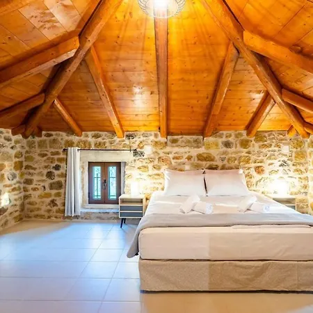 Mantineia Stone Villa-an Ethereal Getaway *