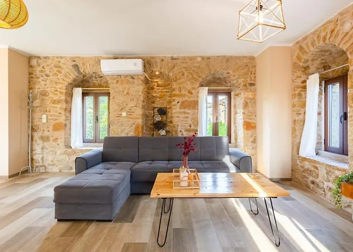 Mantineia Stone Villa-an Ethereal Getaway * Megali Mantineia