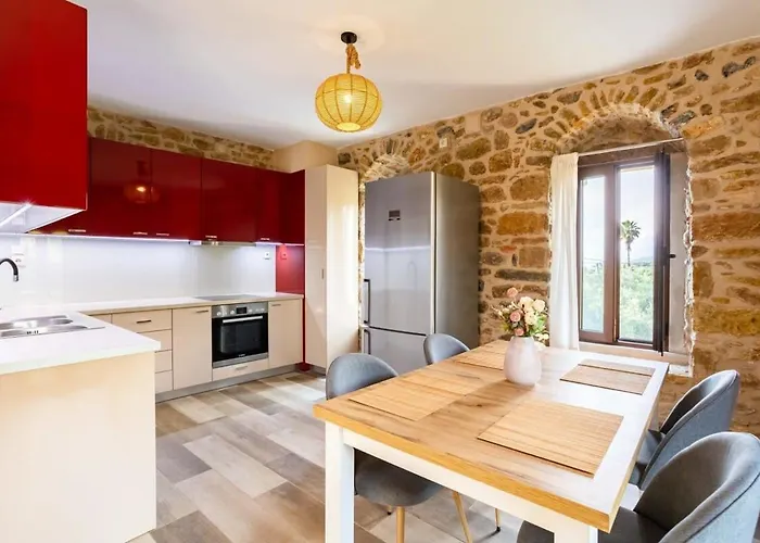 Mantineia Stone Villa-an Ethereal Getaway