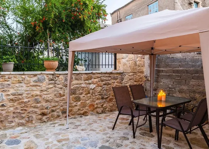 度假居 Mantineia Stone Villa-an Ethereal Getaway Megali Mantineia